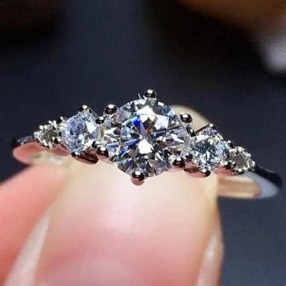 🔥Engagement Anillos Pure Round CZ Silver Plated Wedding BeautifulRing,UN… - Picture 6 of 7